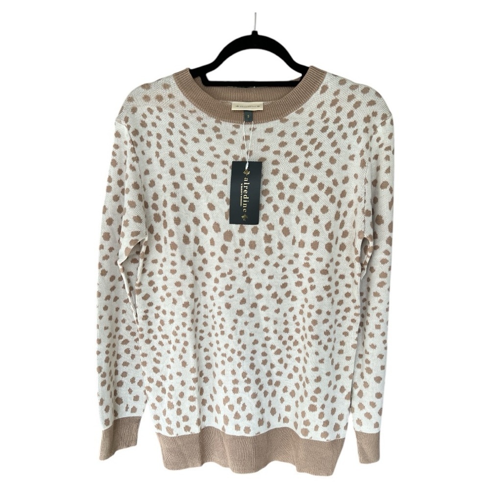 NWT  Alredine Teddy Cozy Sweater in White and Taupe Dots size Small